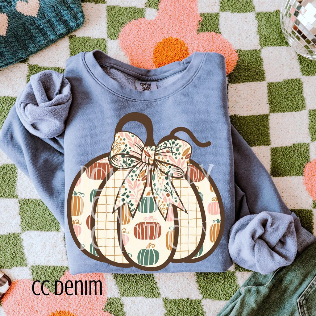 Pumpkin with pumpkin print